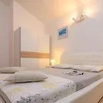 Tina * روغوزنيكا