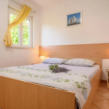 Apartament Tina Rogoznica (Sibenik-Knin)
