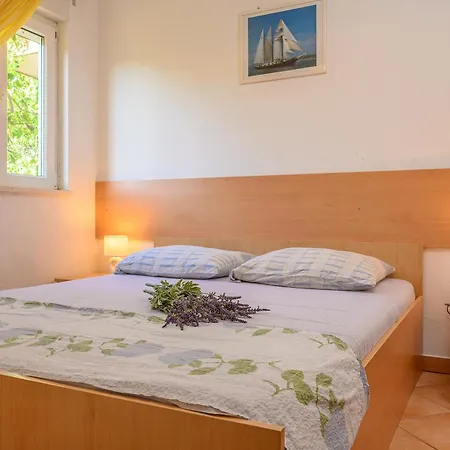 Apartament Tina Rogoznica (Sibenik-Knin)