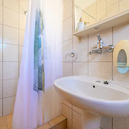 Apartament Tina Rogoznica (Sibenik-Knin)