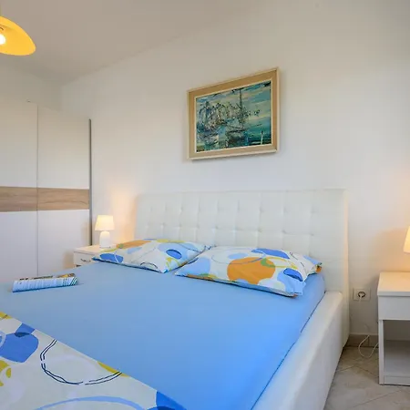 Tina Rogoznica (Sibenik-Knin)