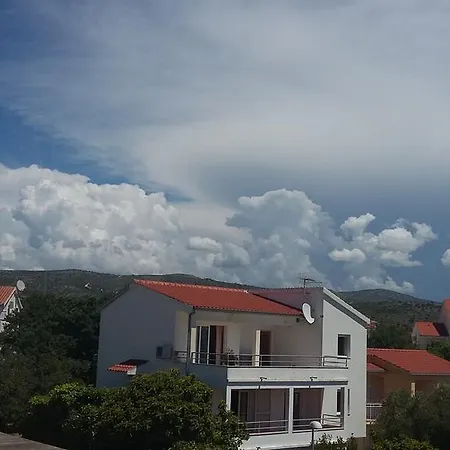 Tina * Rogoznica (Sibenik-Knin)