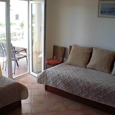 Tina Apartment *
