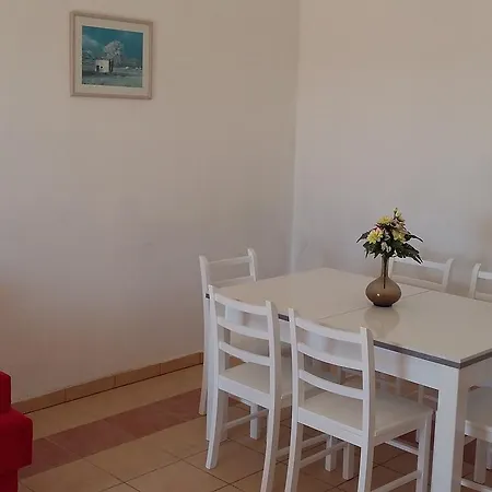 Tina Apartment *