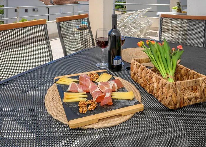 Apartman Tina Rogoznica (Sibenik-Knin)