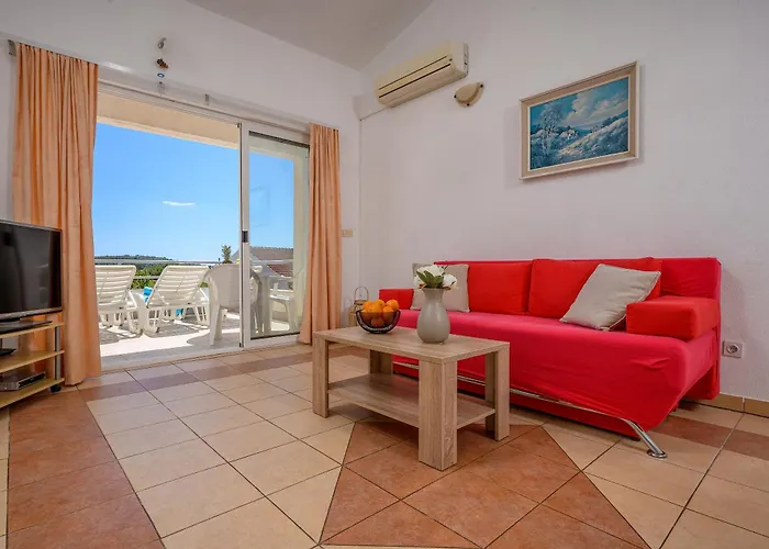 Tina * Rogoznica (Sibenik-Knin)