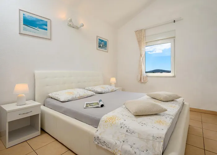 Appartamento Tina Rogoznica (Sibenik-Knin)