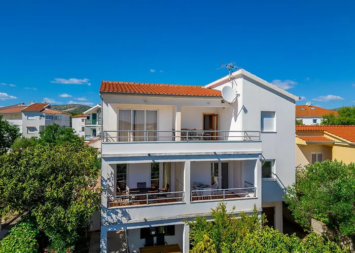 Tina * Rogoznica (Sibenik-Knin)